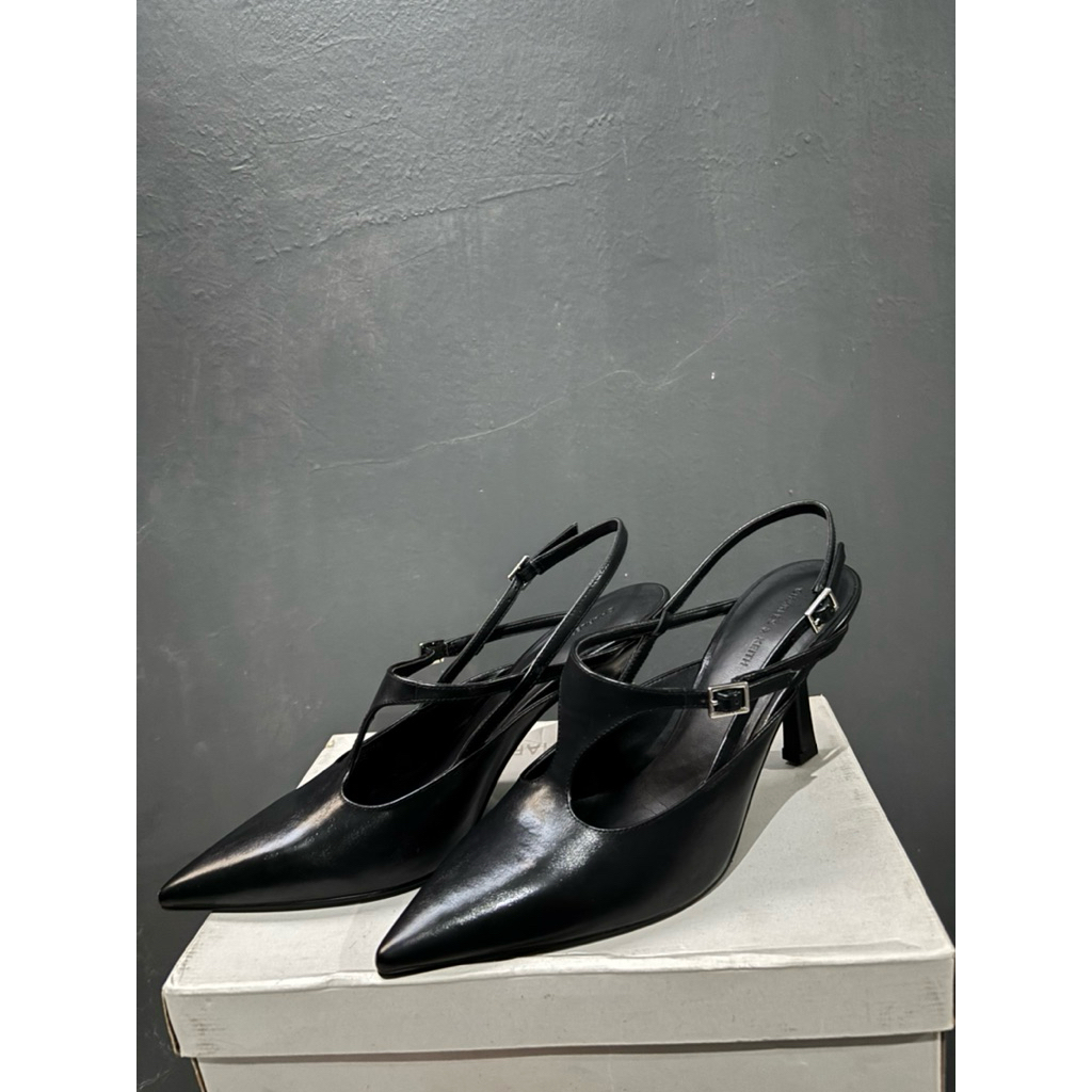 heels Charles & keith