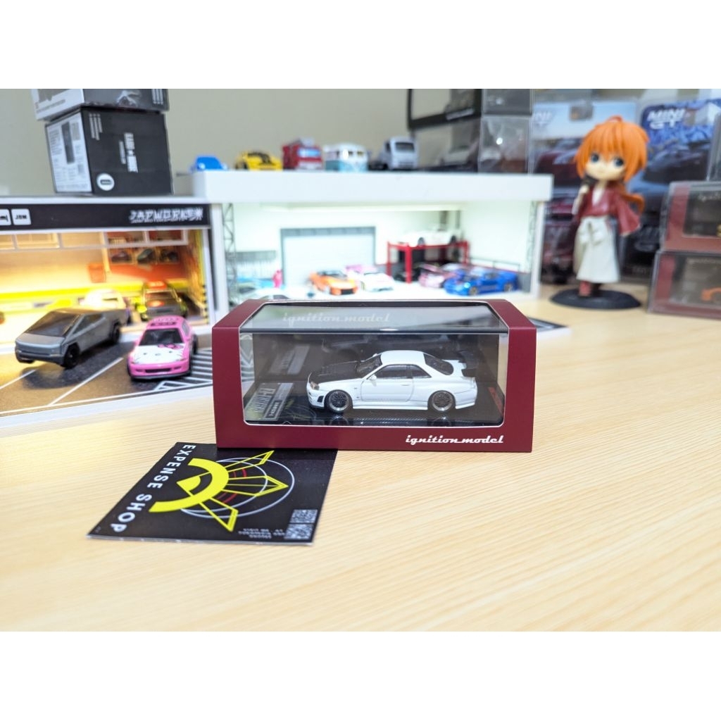 Ignition Model 1/64 Nismo R34 GT-R Z-Tune White Carbon Hood