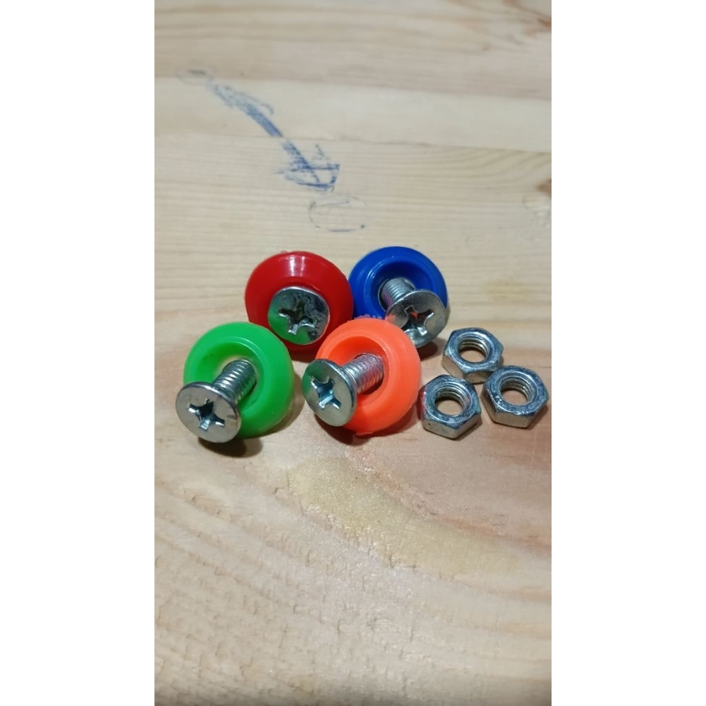 Baut mur 10mm/Baut+mur 10mm(bonus ring plastik warna random)