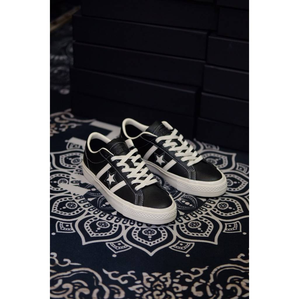 CONVERSE ONE STAR PRO OX ACADEMY LEATHER BLACK WHITE