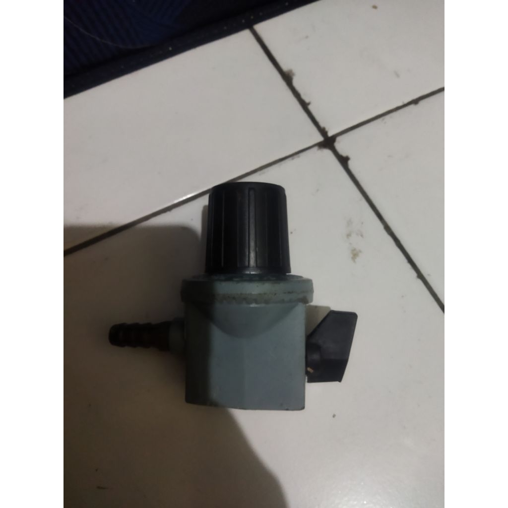 regulator kompor gas/preloved