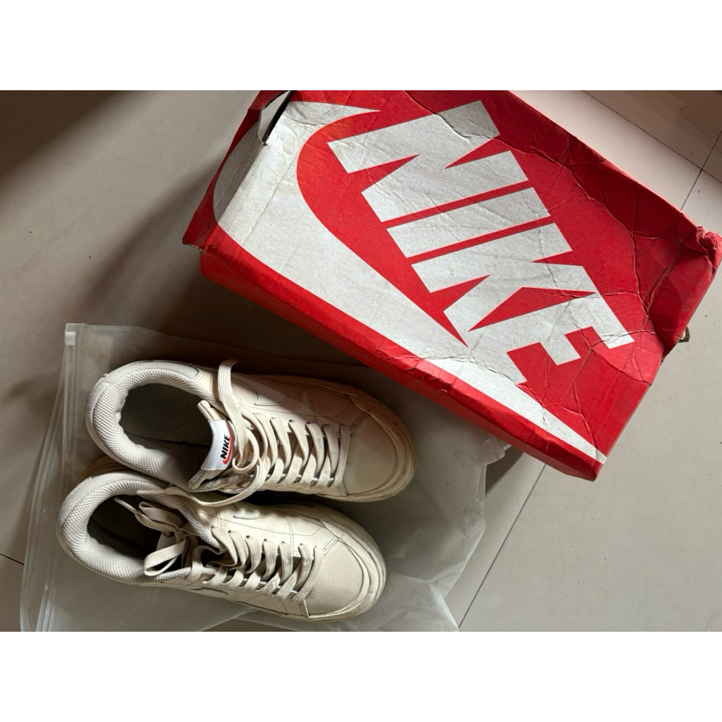 PL NIKE CREAM