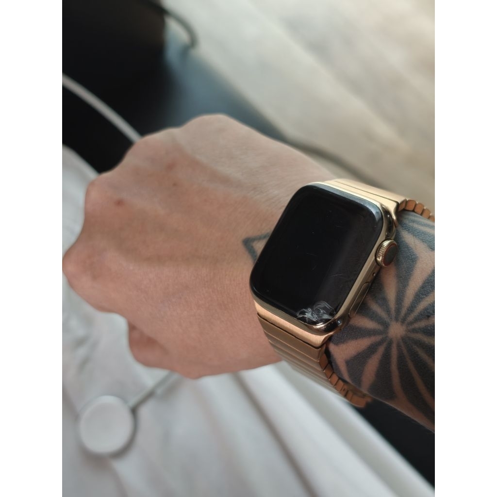 Original Apple watch series 8 (second)