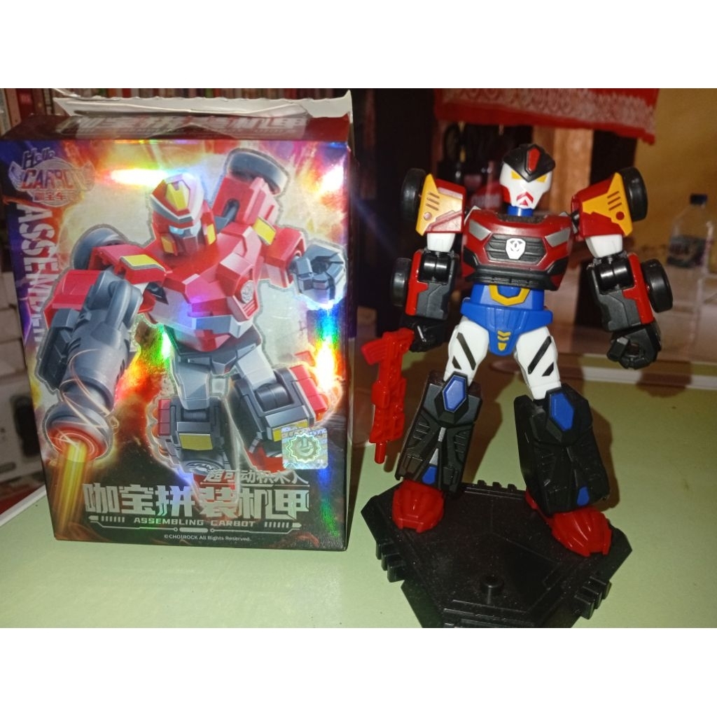 ACTION FIGURE. FIGURE SET. HELLO CARBOT. ACE DRIVER