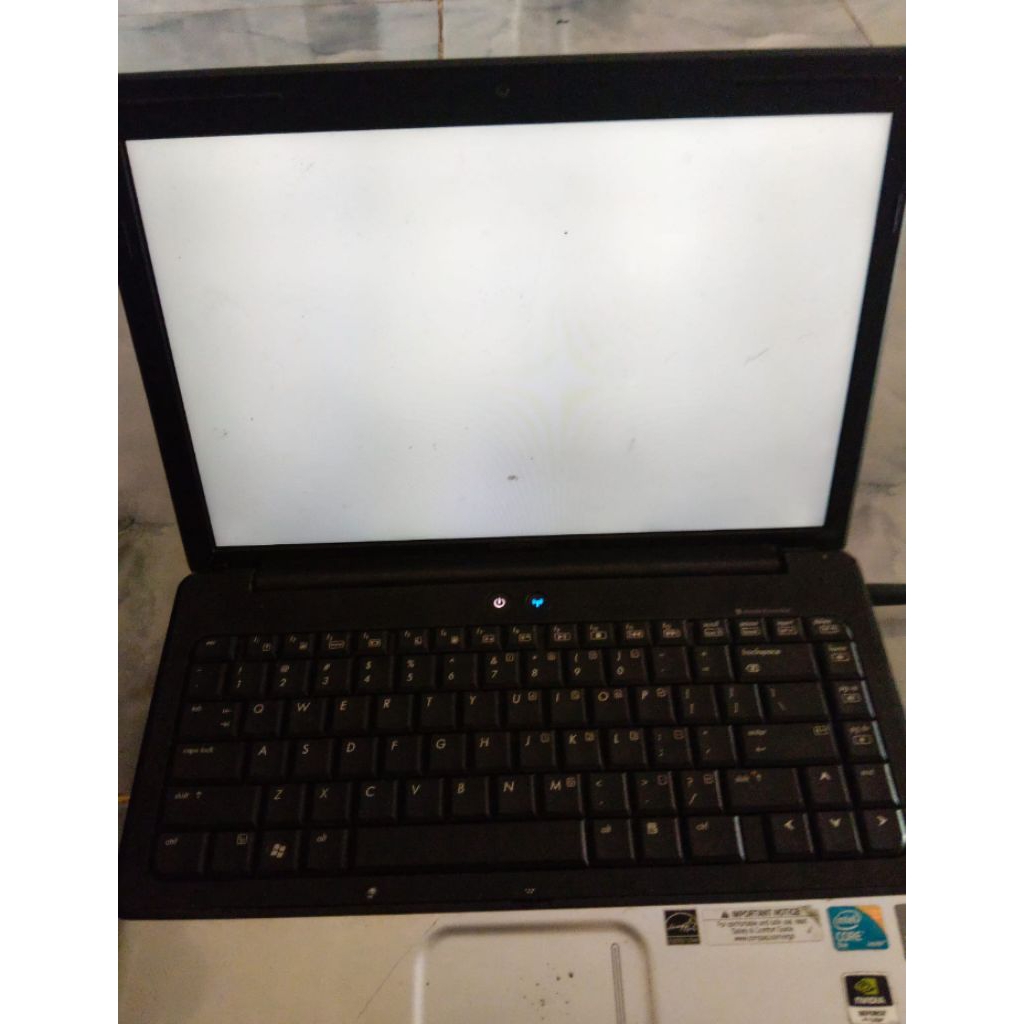 Laptop Compaq Core 2Duo minusan