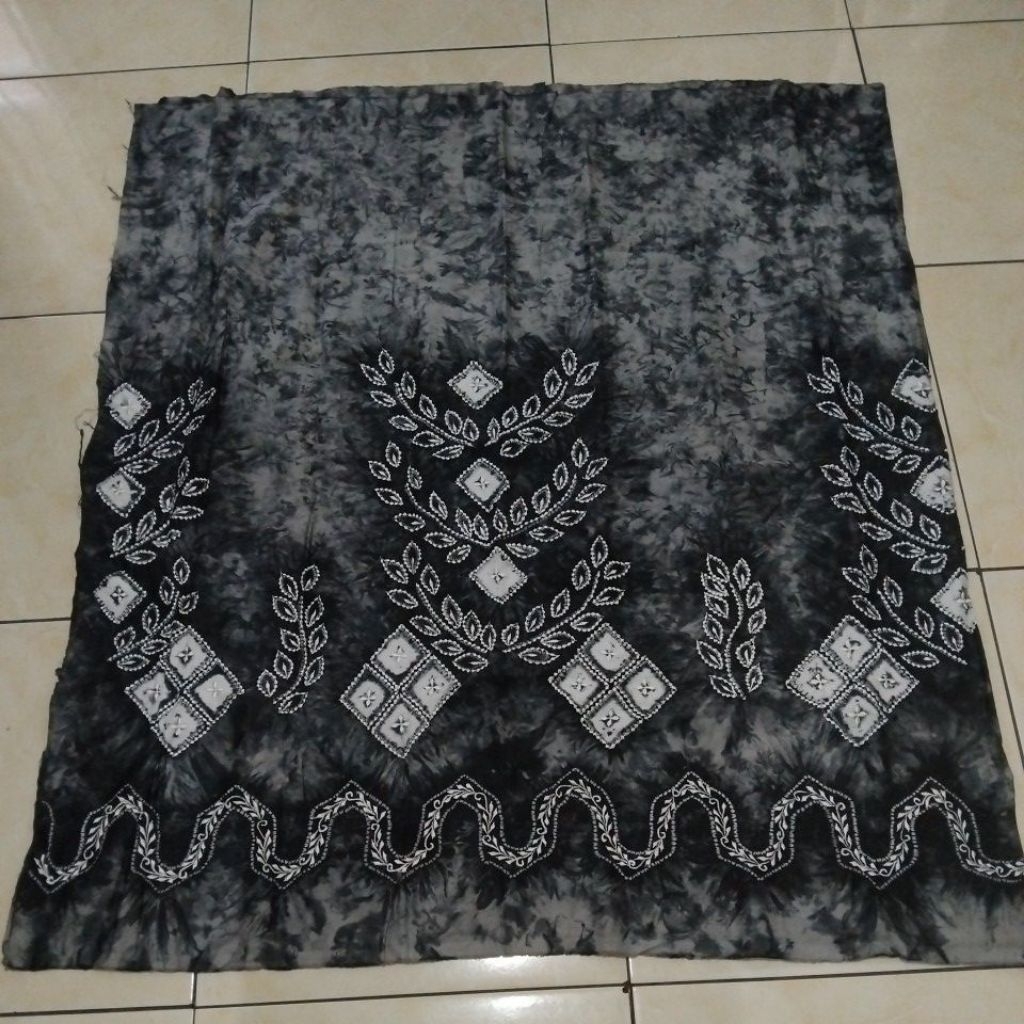 Kain Sasirangan bordir