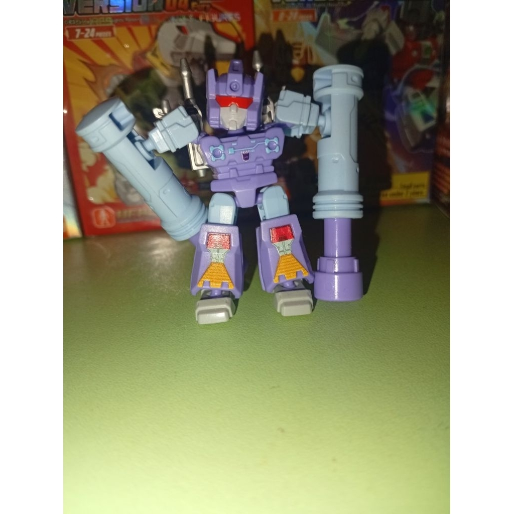 MINI FIGURE. TRANSFORMERS GALAXY DEFENDER VERSION. RUMBLE