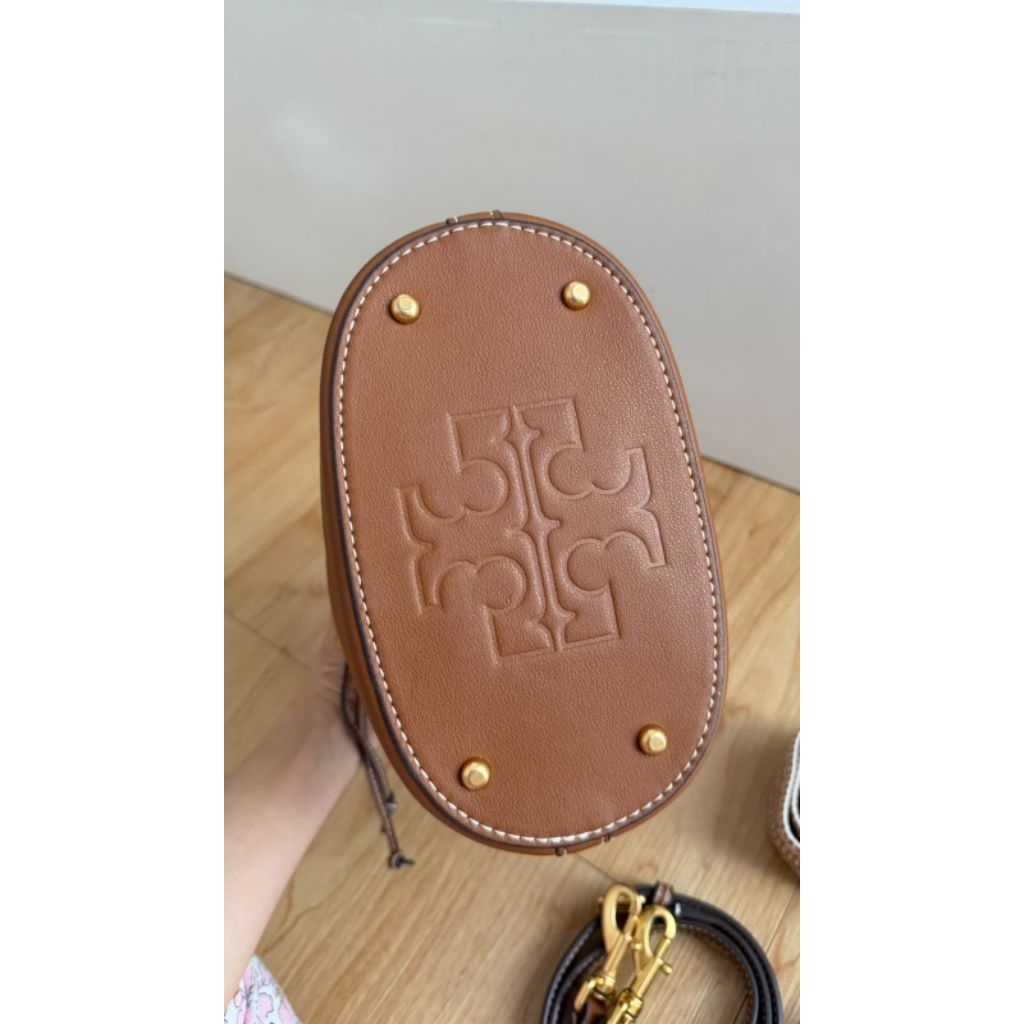 preloved Tory burch bucket bag