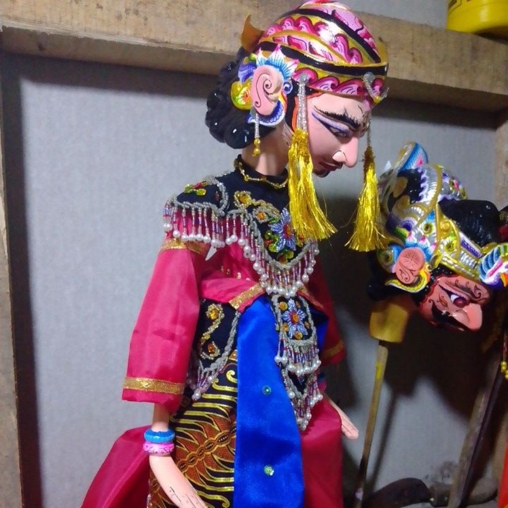 wayang golek maktal