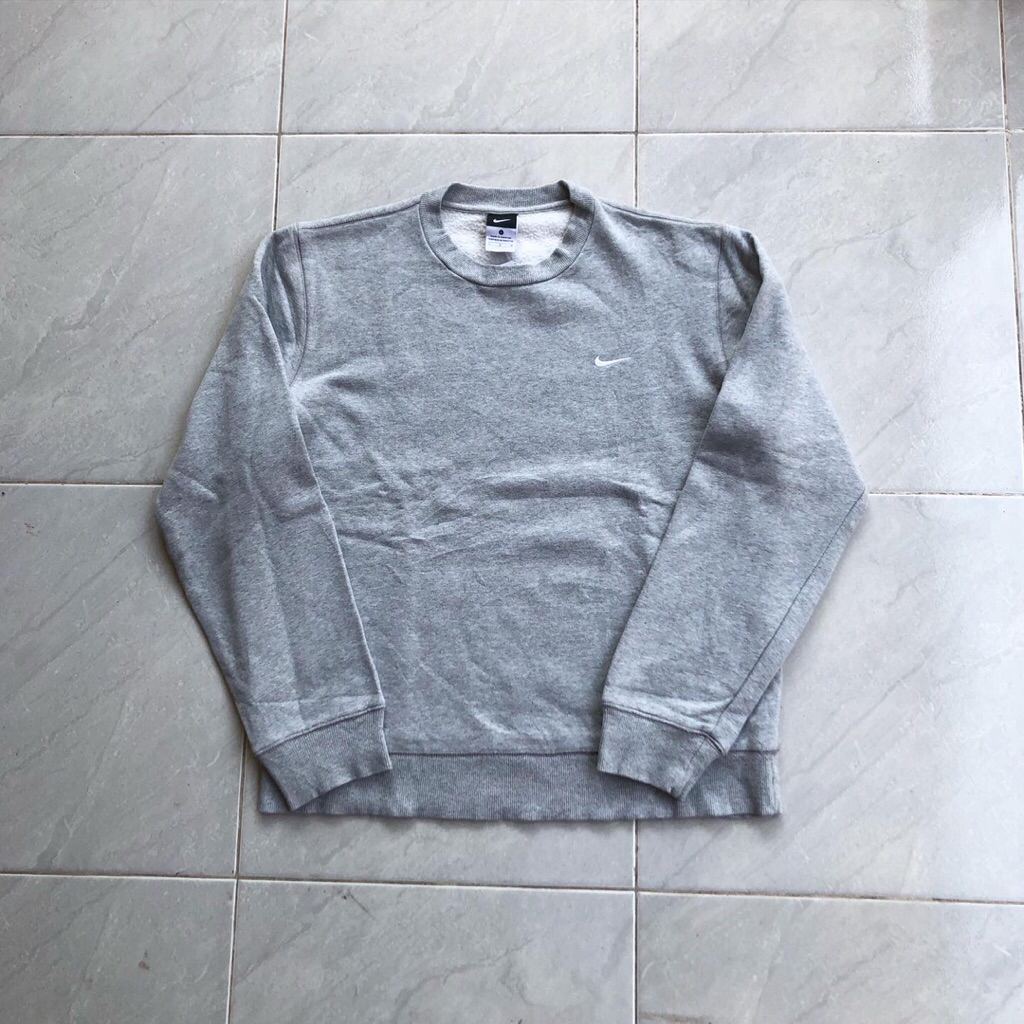 CREWNECK NIKE SMALL LOGO SWOOSH GREY