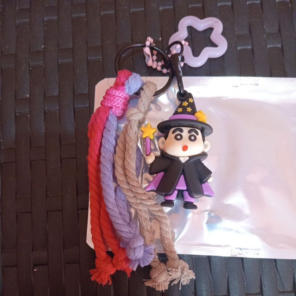 Gantungan kunci/hp/tas Sinchan