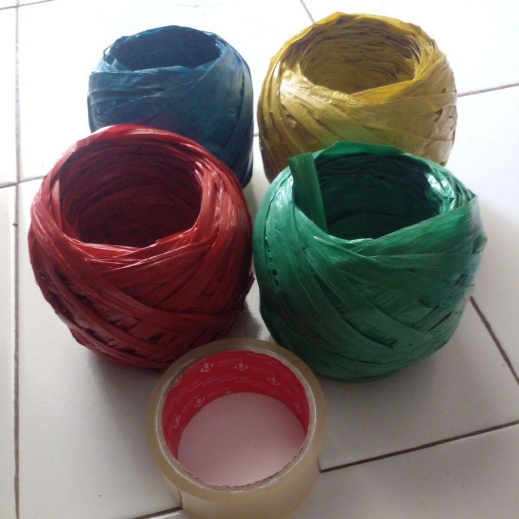 Rafia 100 gram tali rafia tali plastik