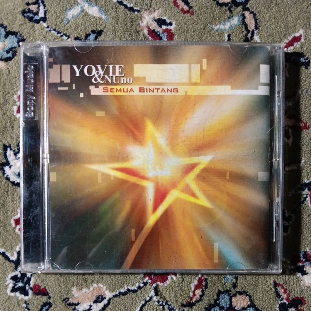 CD YOVIE & NUNO - SEMUA BINTANG