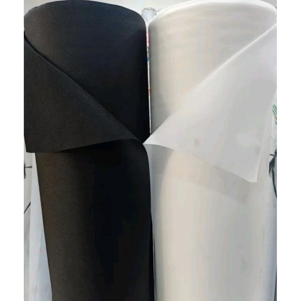 Kain spunbond tipis 20 gsm lebar 160 cm warna hitam dan putih