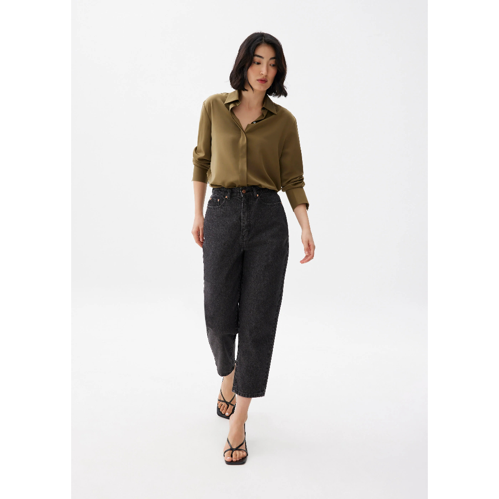 Flynn cropped mom jeans BNWT