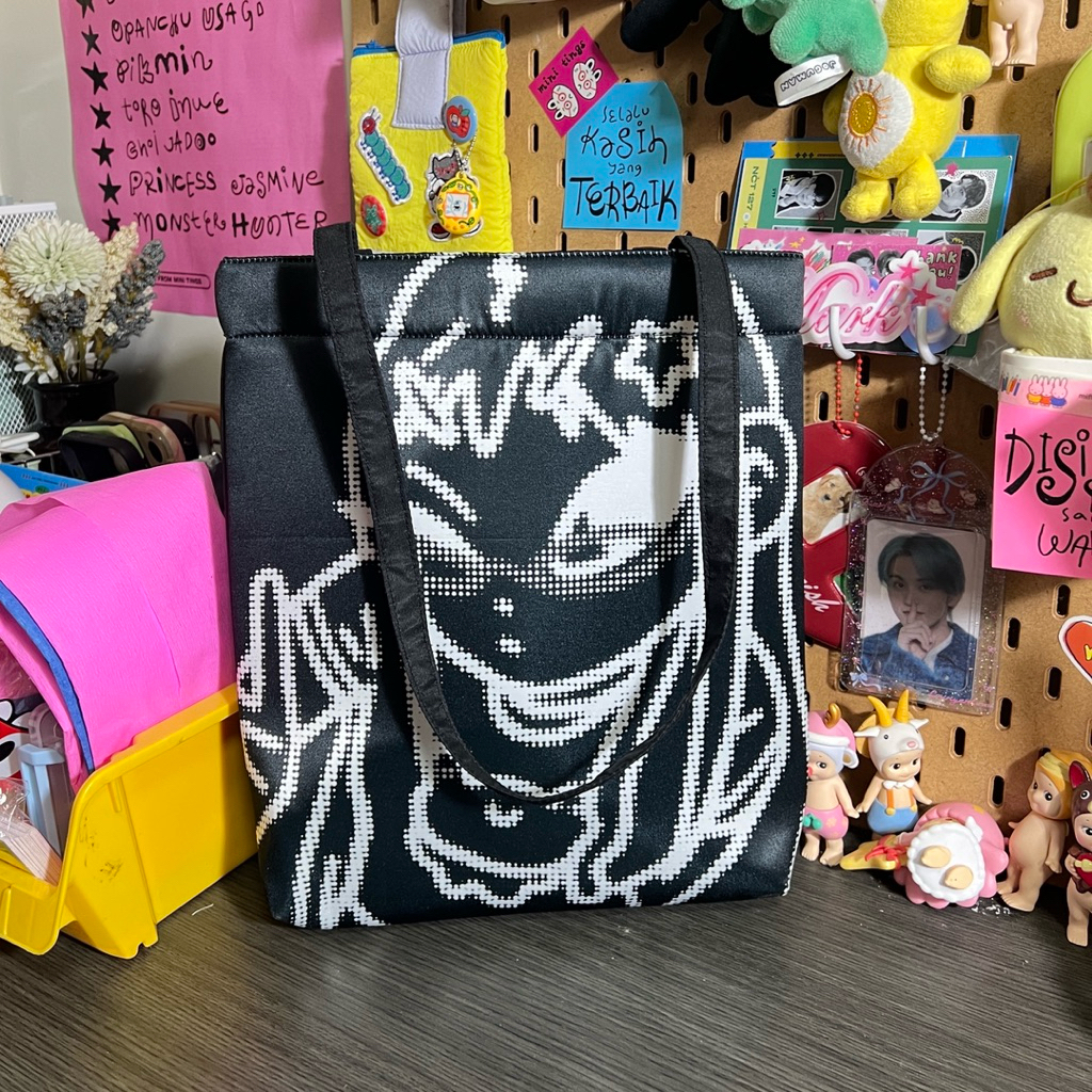 Kita x Room23 : Satin Bag (Preloved)