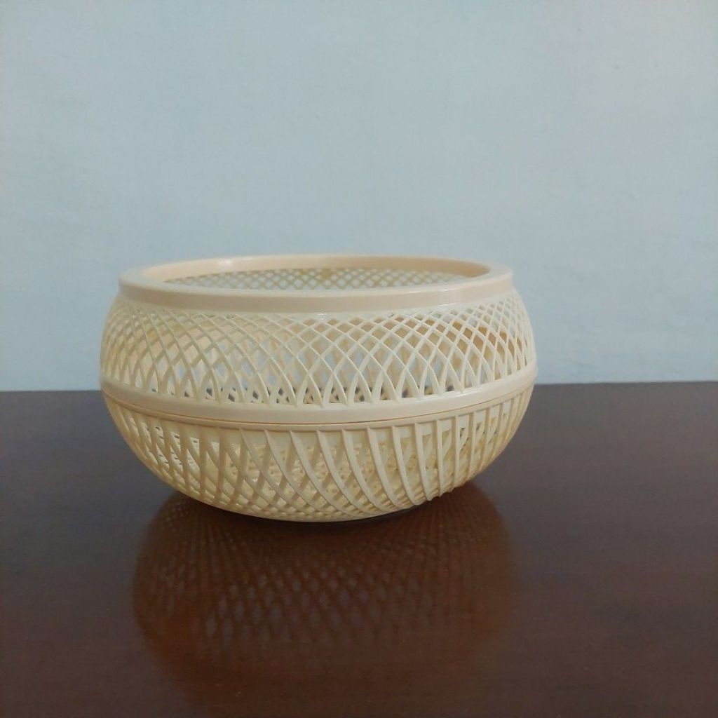 keranjang plastik rotunda - preloved
