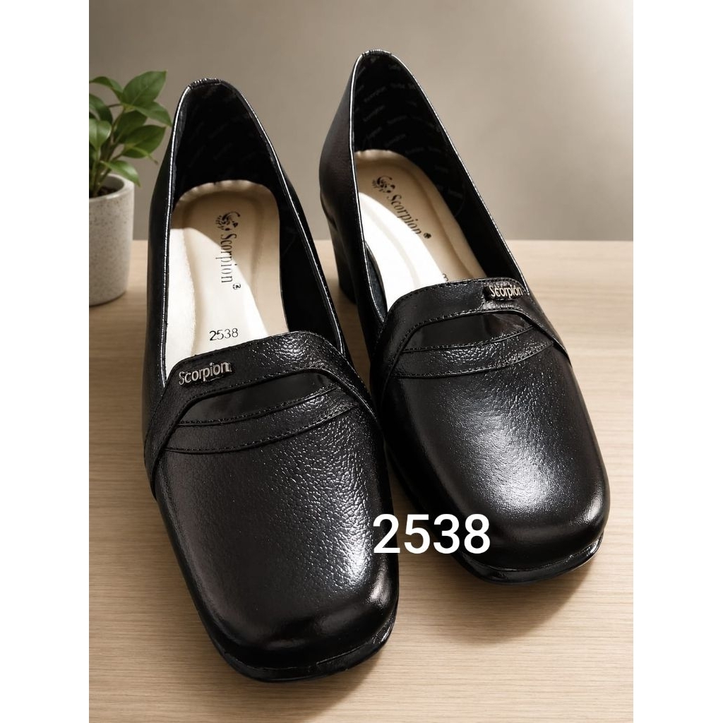 Sepatu scorpion-Scorpion 2538 Sepatu kulit pantofel wanita