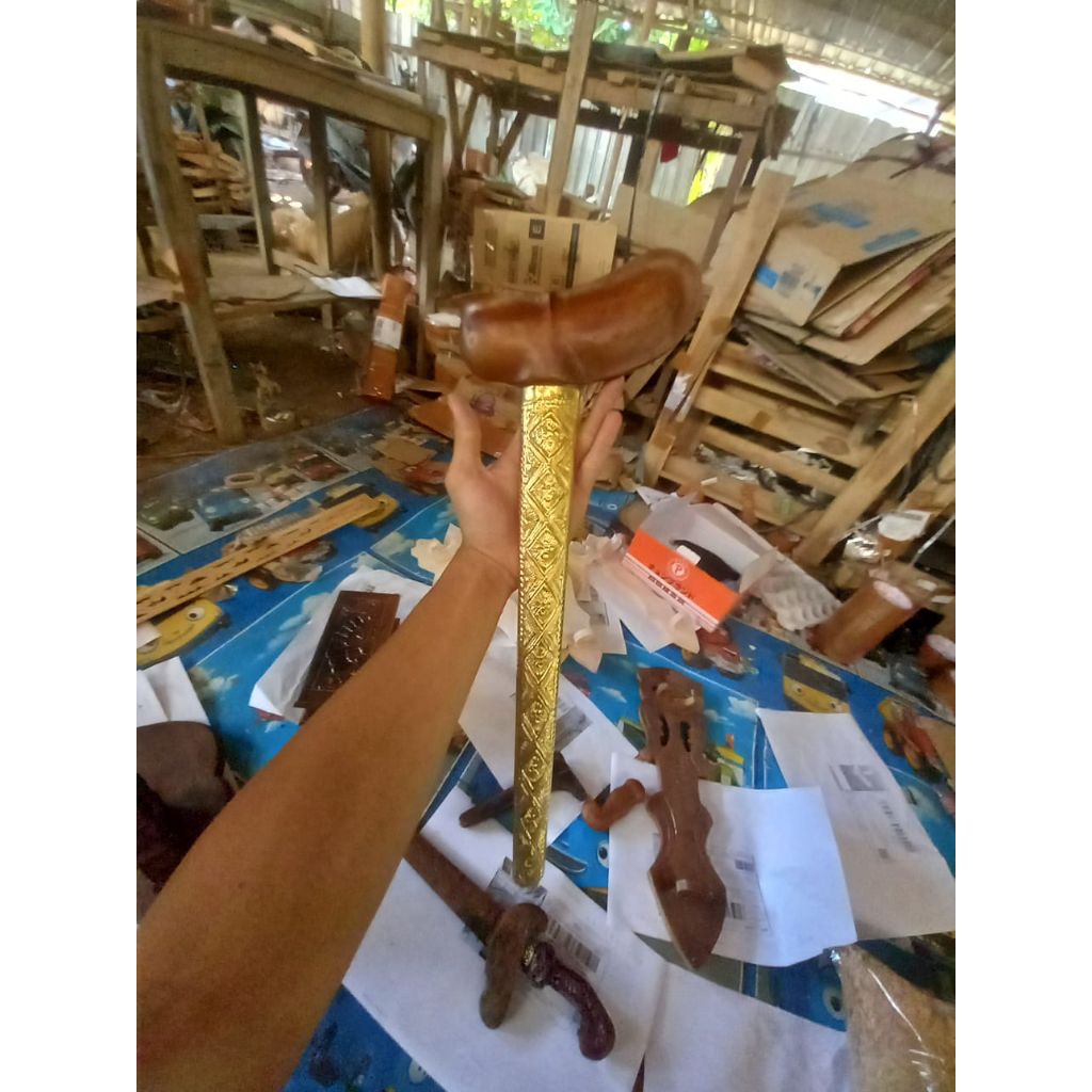 Warangka Keris Gayaman Solo Set Pendok Kuningan Ukir Emas Sarung Keris Lengkap Bahan Kayu Jati Duduk
