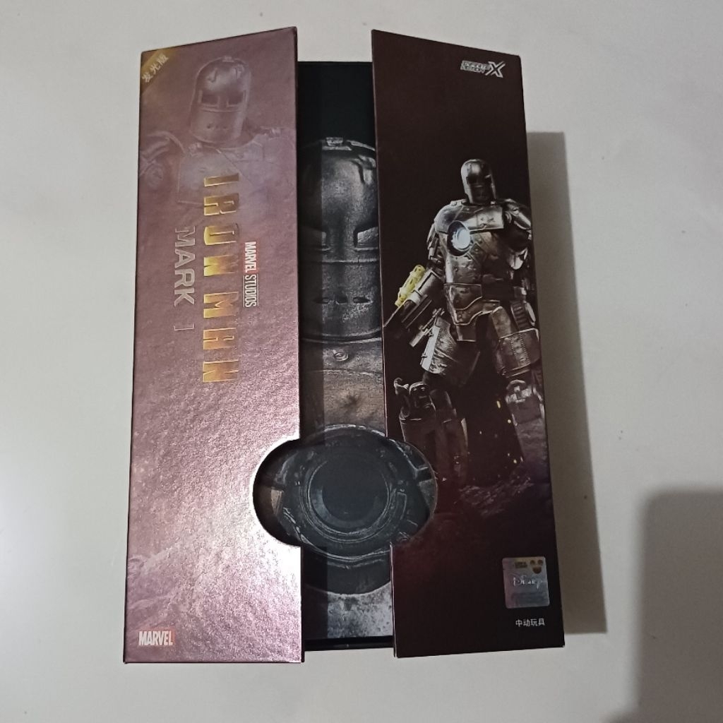 Action Figure Iron Man Mark 1 LED Zd Toys