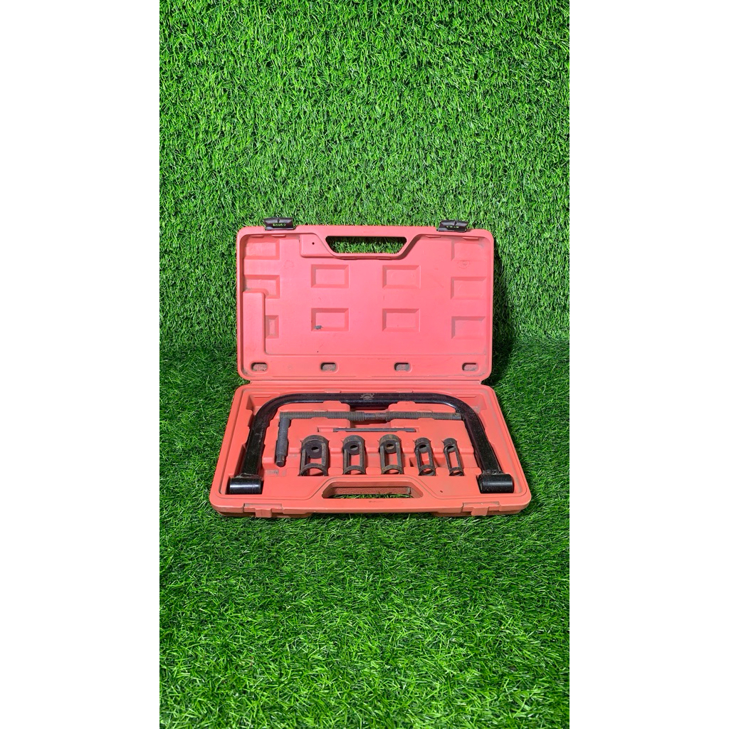 TREKER KLEP MATA BOX MERAH - Treker Klep Set