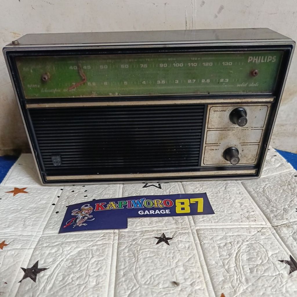 radio jadul PHILIPS bahan vintage