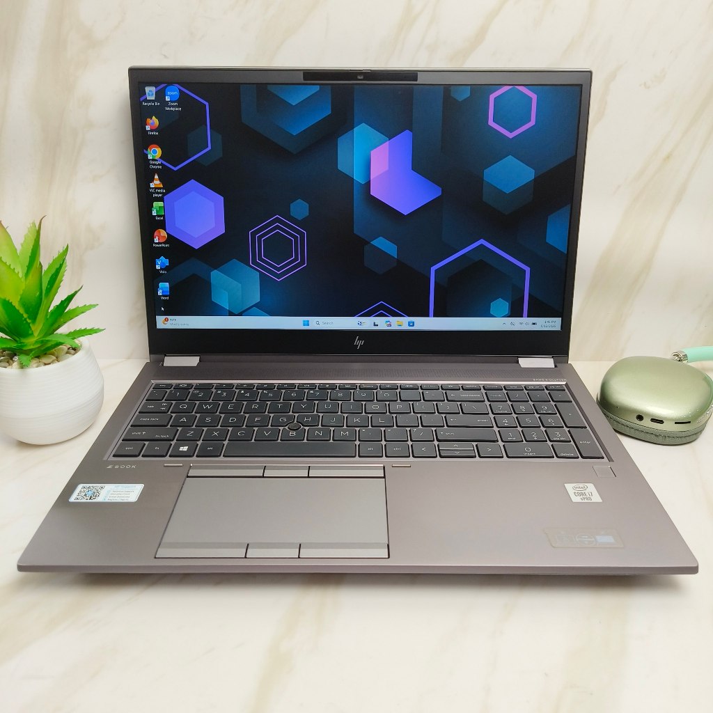 Laptop HP ZBook Fury 15 G7 Core i7-10850H RAM 32GB SSD 512GB NVIDIA Quadro RTX 3000 6GB Workstation