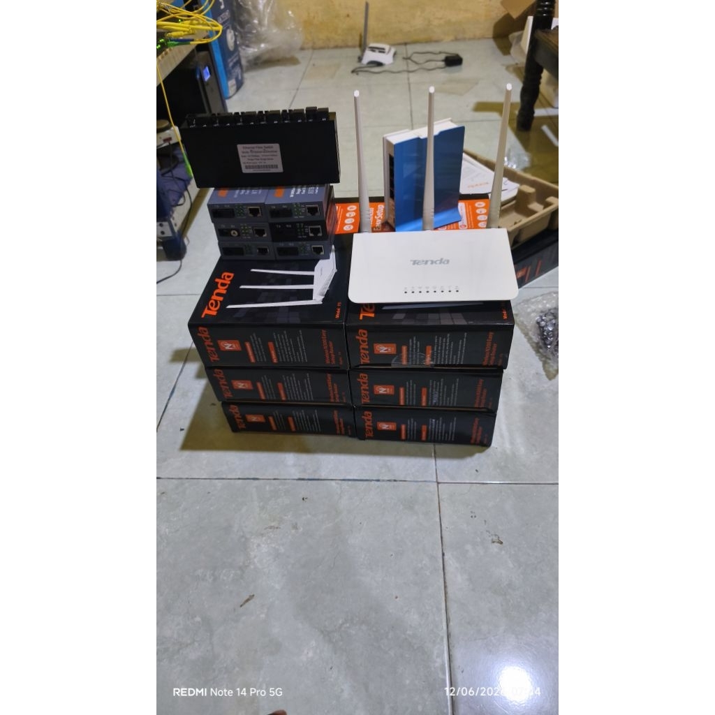 Paket wifi RT RW BULANAN VOCERAN siap jalan Router WiFi TENDA F3