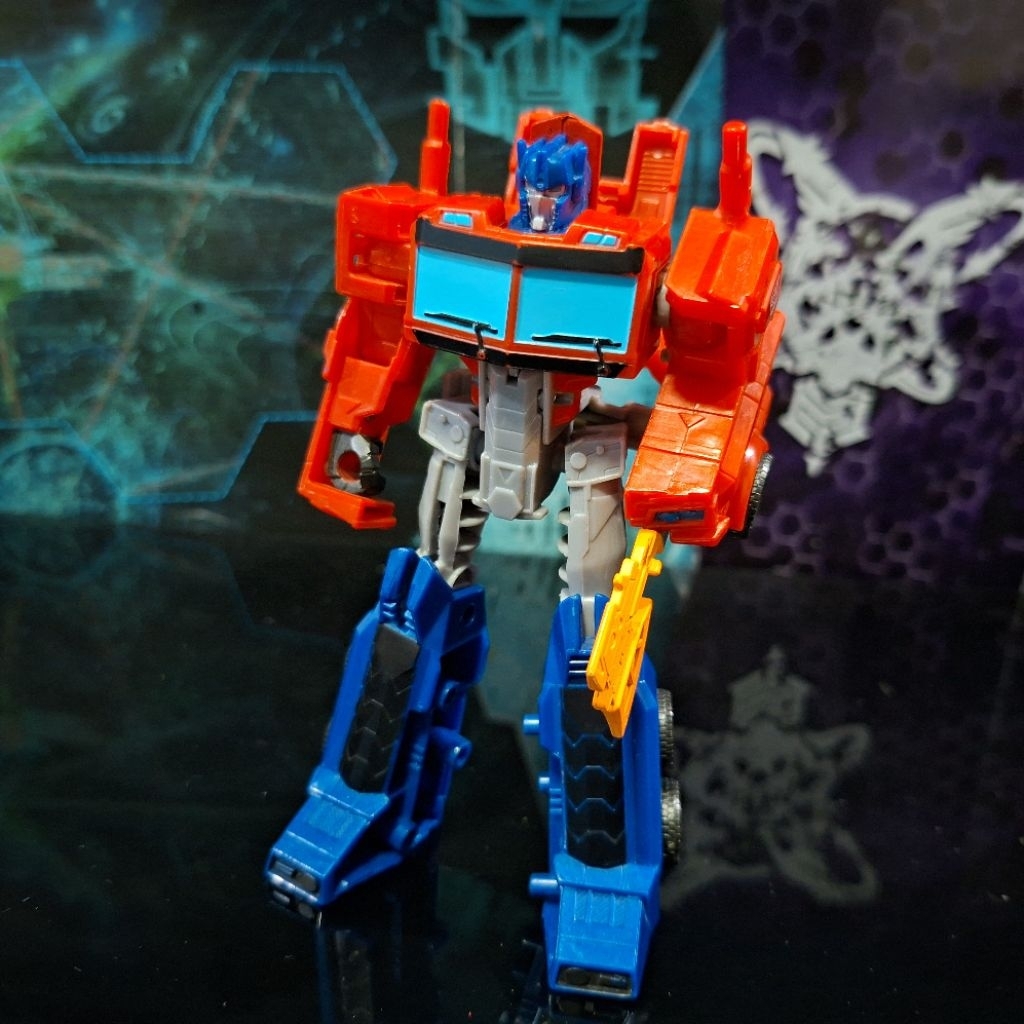 Transformers cyberverse warrior class Optimus Prime