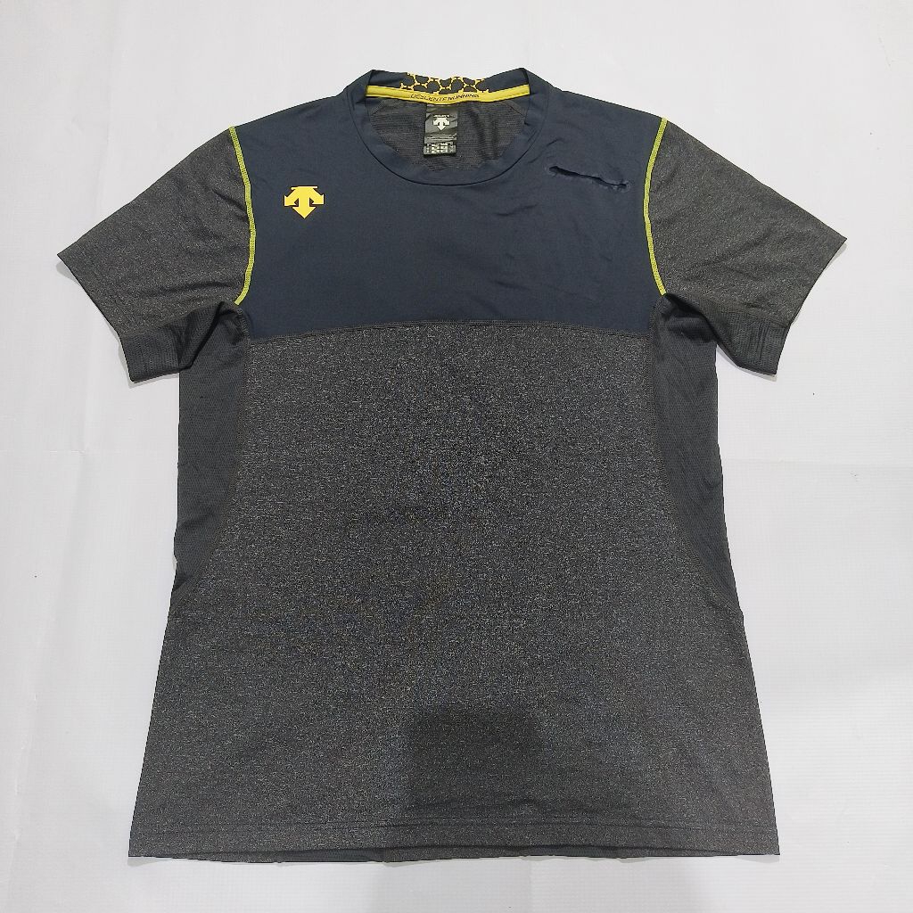 kaos olahraga descente / kaos sport descente