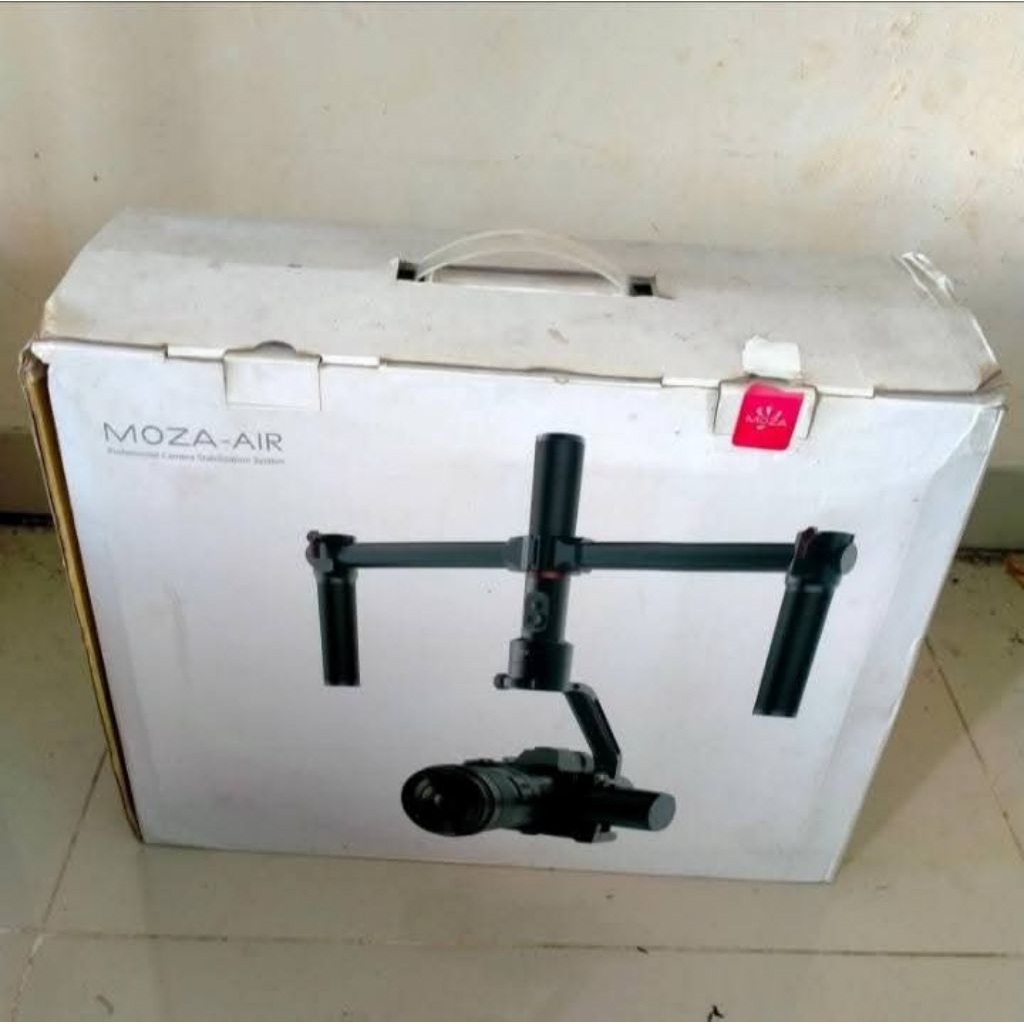 MOZA AIR GIMBAL STABILIZER 3 AXIS
