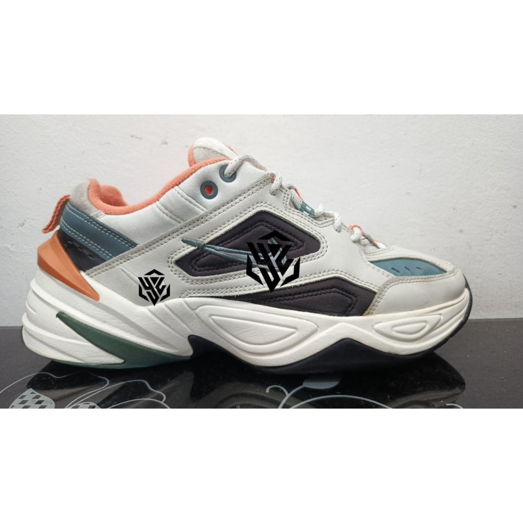 Sepatu Second Ori - M2K Size 43 & 44