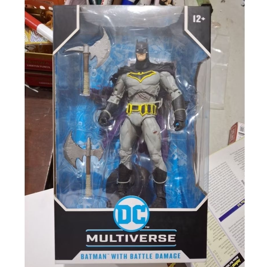 BATMAN WITH BATTLE DAMAGE DC MCFARLANE ACTION FIGURE 1:12