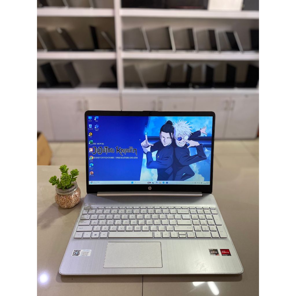 HP 15S-EQ2087AU AMD RYZEN 3 5300U WITH RADEON GRAPHICS RAM 8 GB SSD 512 GB