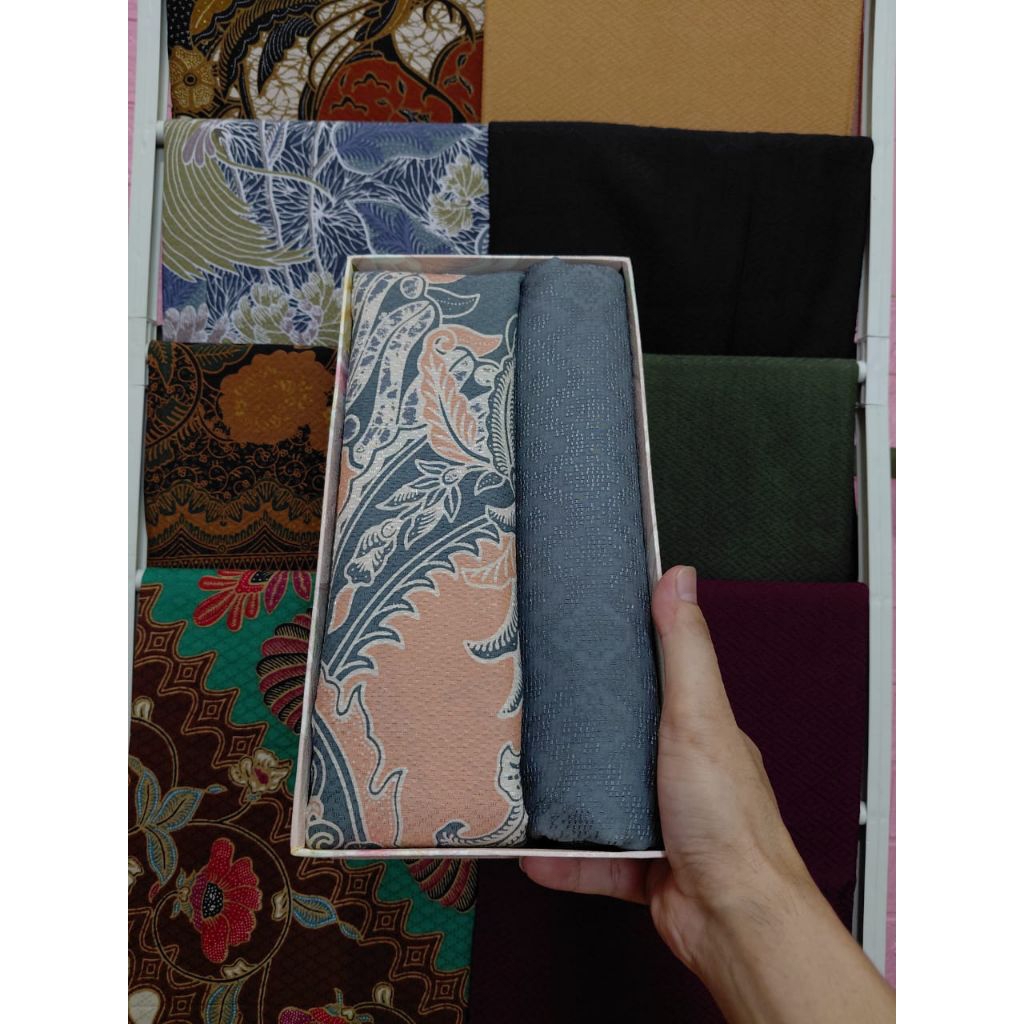 Batik doby /Kain batik katun doby/Bahan batik solo/Batik cirebon/Kain batik lasem/setelan batik