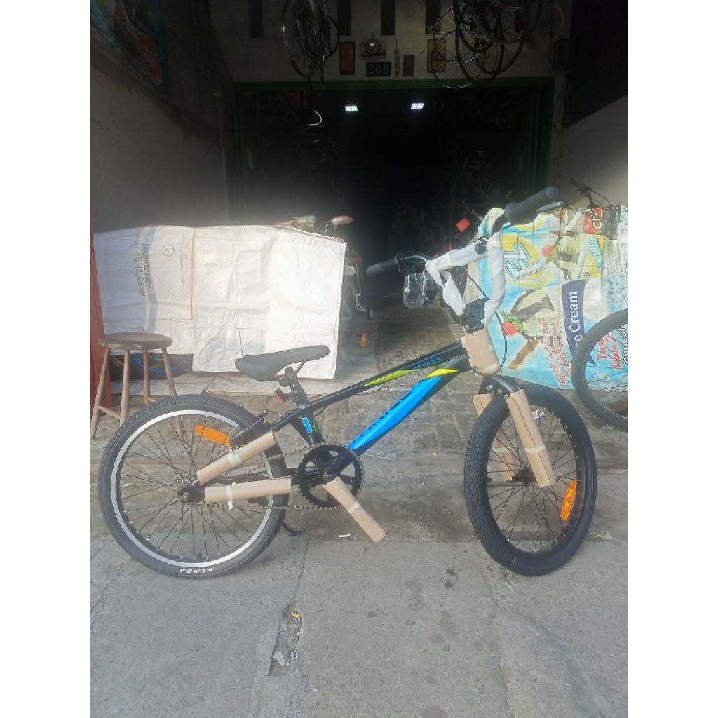 sepeda bmx thrill rascal AL