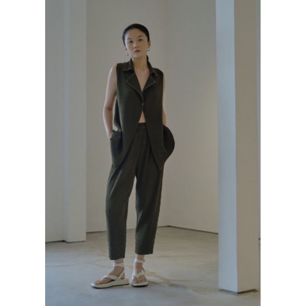 ORGEO pleats pants