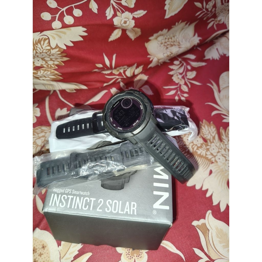 Garmin instinct 2 solar graphite bekas / second