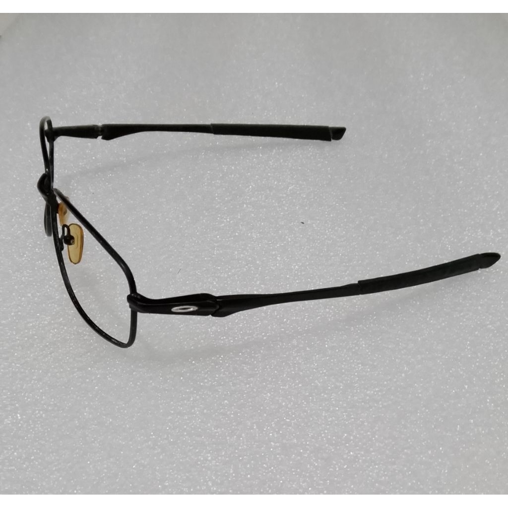 Frame kacamata OAKLEY