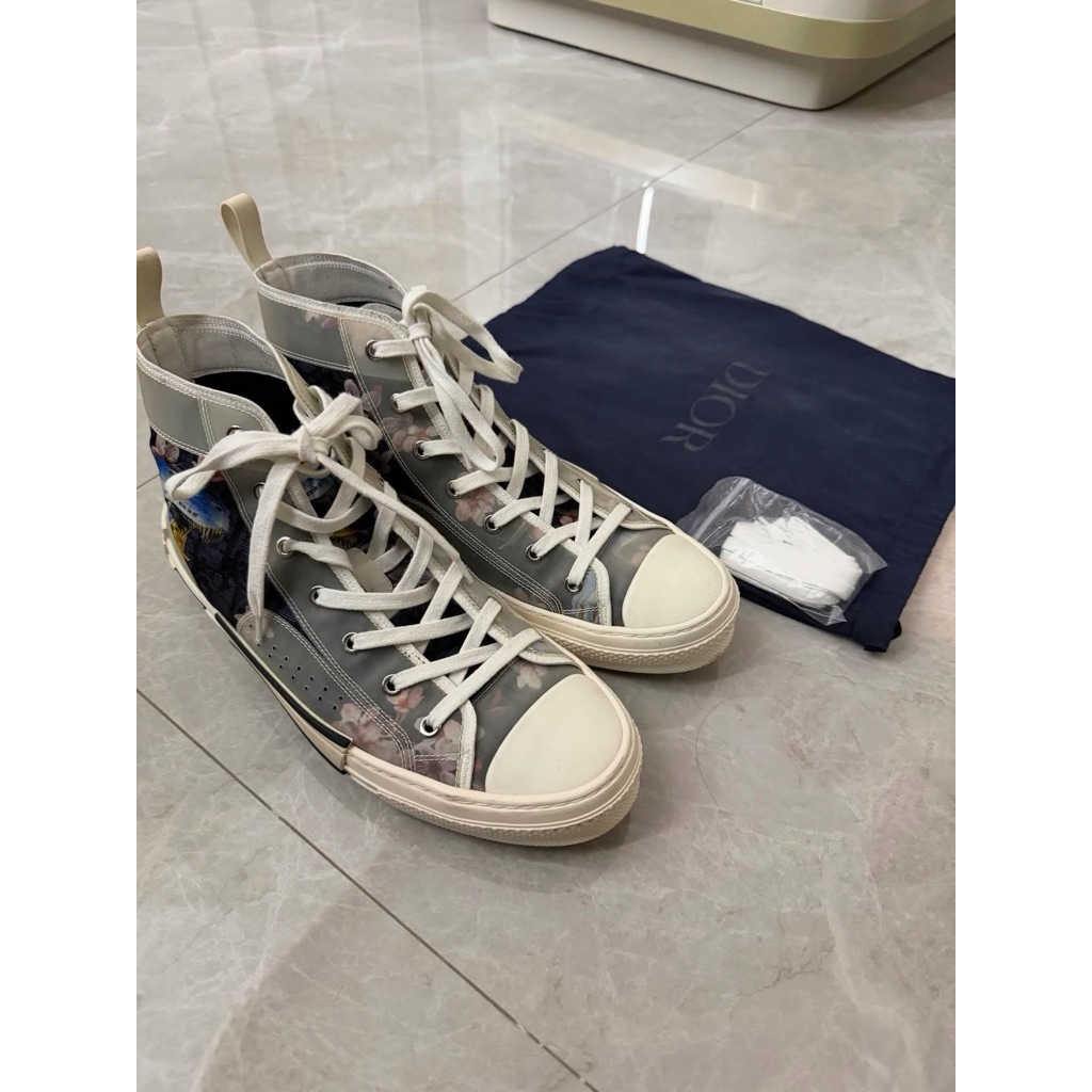 sepatu laki2 brand dior