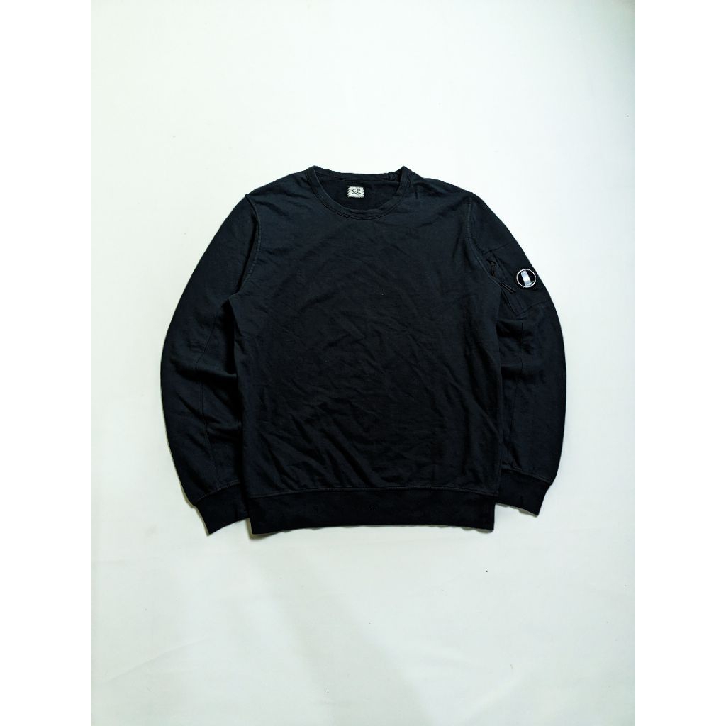 Crewneck Cp Company Patch Lensa