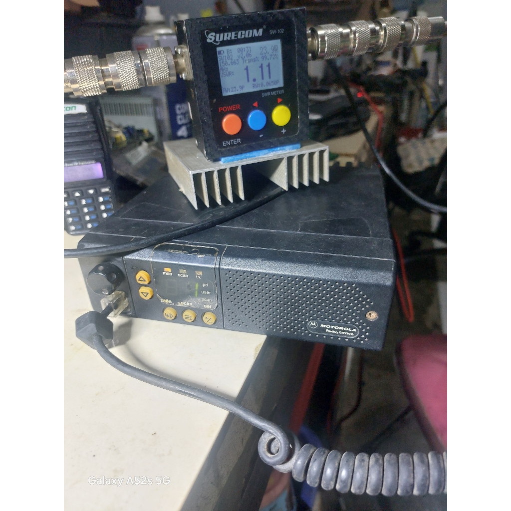 RIG MOTOROLA RADIUS M120 VHF NORMAL 45 WATT MOTOROLA GM300 VHF 45 WATT