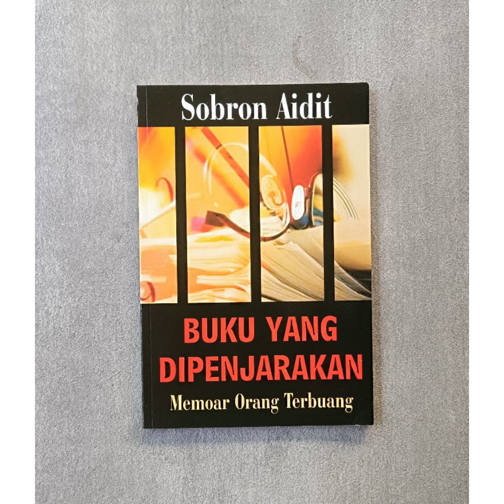 Buku Yang Dipenjarakan - Sobron Aidit