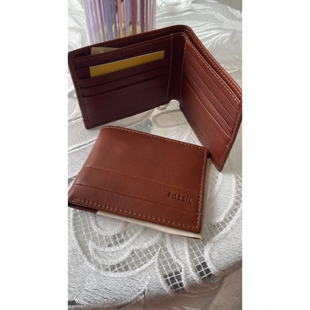 Fssil Men's Lufkin Leather Bifold Wallet