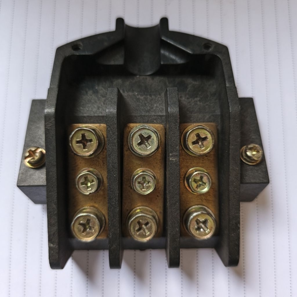 soket terminal kabel mesin las 3 phasa