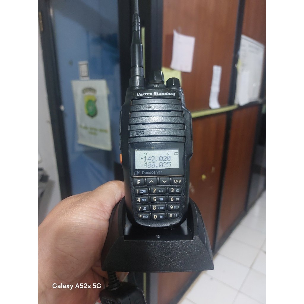 Ht Vertex Standard Vz-D158S Bekas Tx 12 Watt Vz158 s Second Normal Setara Dengan Vev-Uv888
