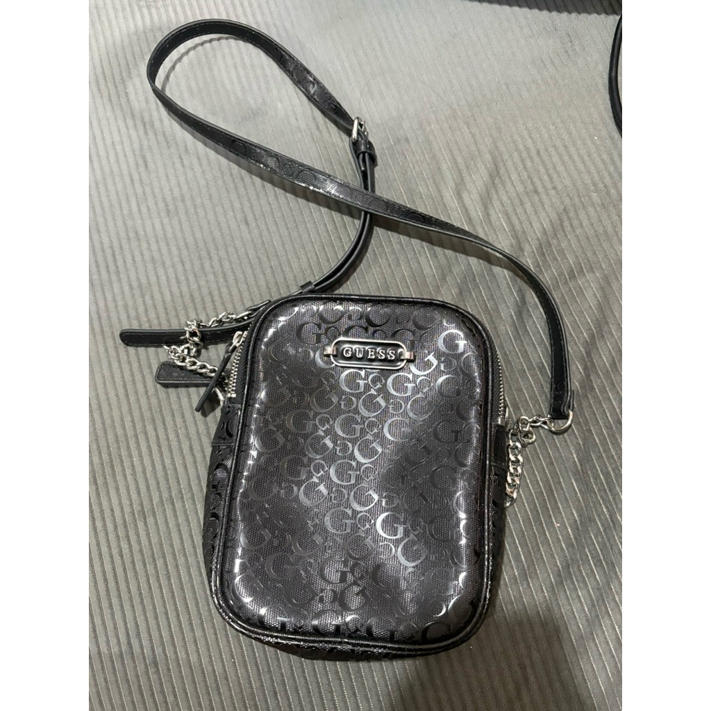 GUESS SLING BAG ORI