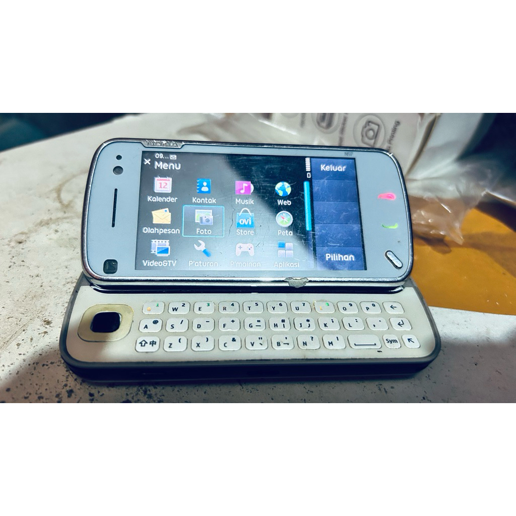 nokia n97 bahan