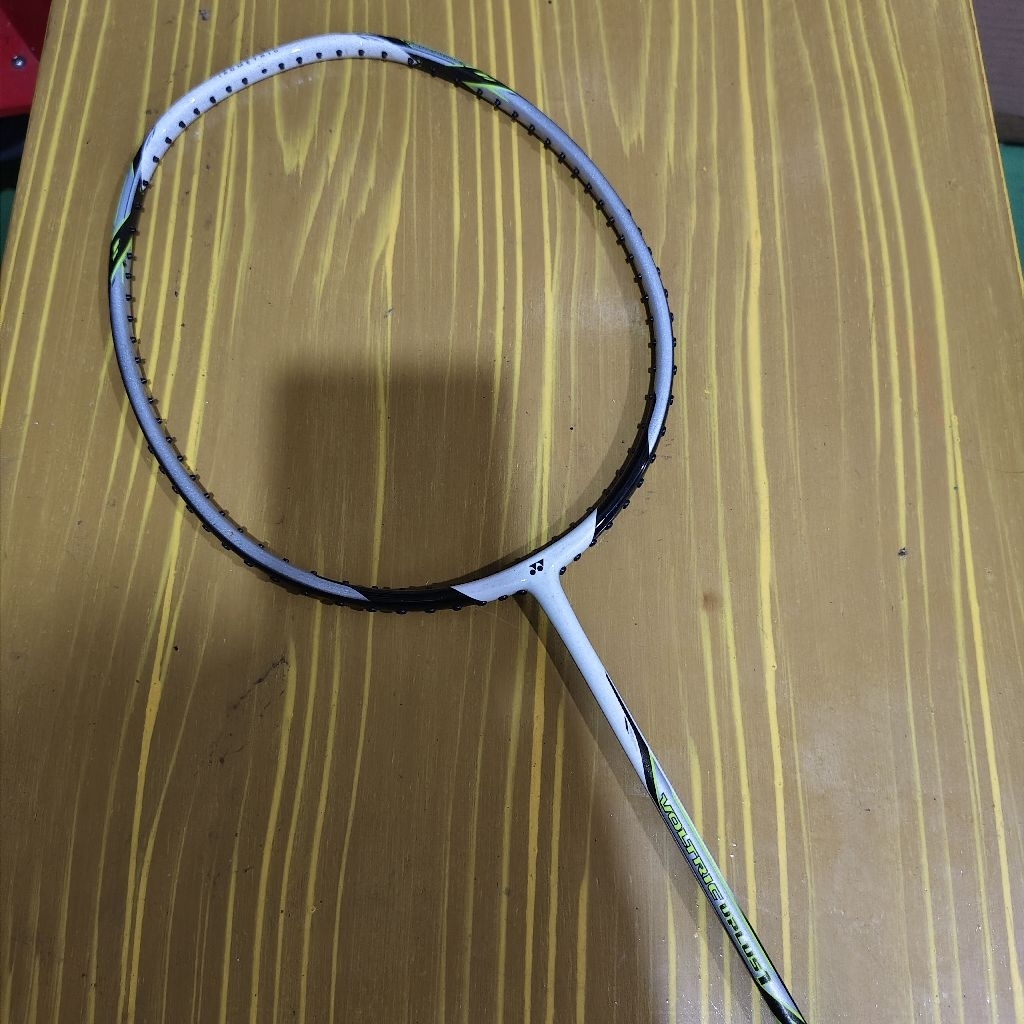 [RARE ITEM ]Raket Badminton YONEX VOKTRIC UPLUS 1 ORIGINAL 4UG5 28LBS