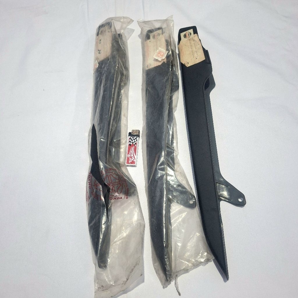 katengkas tutup rantai HONDA GLPRO GLMAX GL PRO MAX NEOTECH NOS ORIGINAL 40510-KC5-000FMA